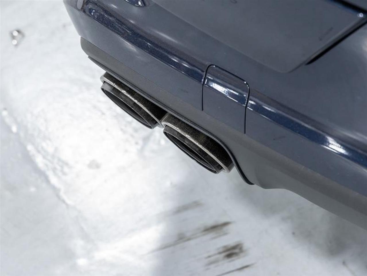 2025 Porsche Cayenne  Photo