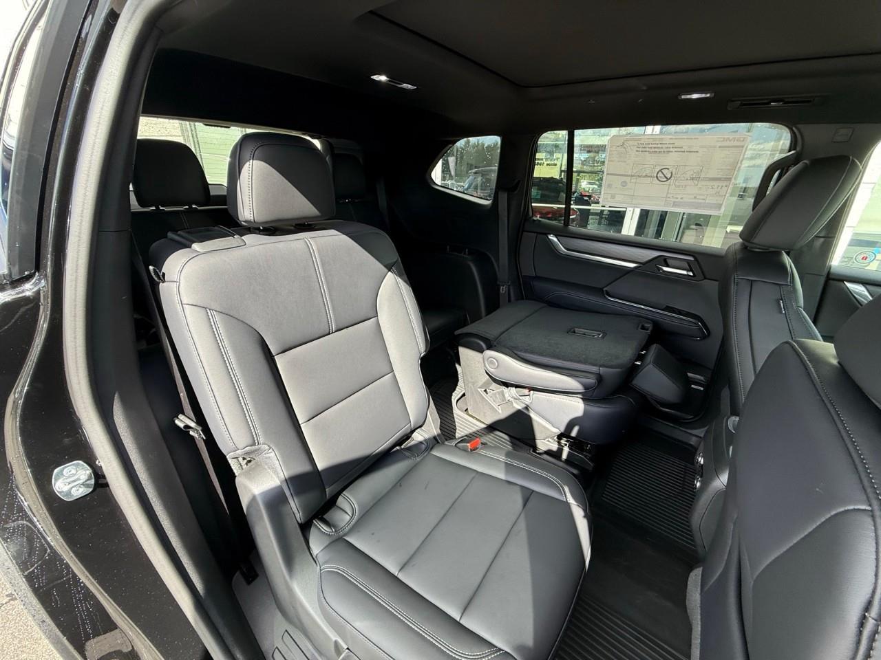 2026 GMC Acadia Elevation 4dr All-Wheel Drive Photo