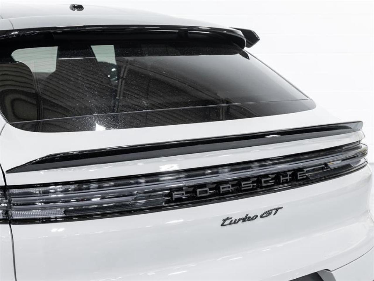 2025 Porsche Cayenne  Photo