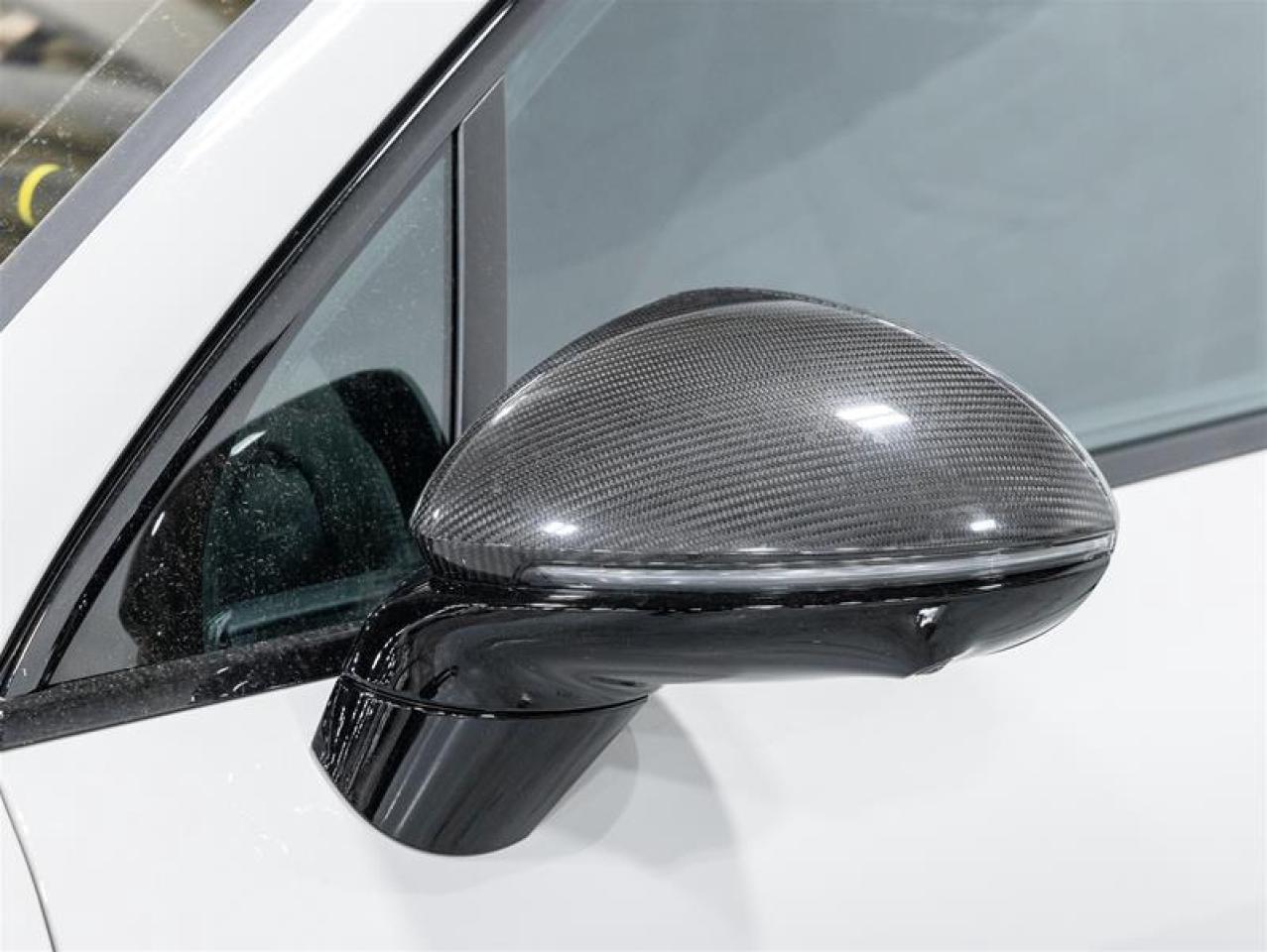 2025 Porsche Cayenne  Photo