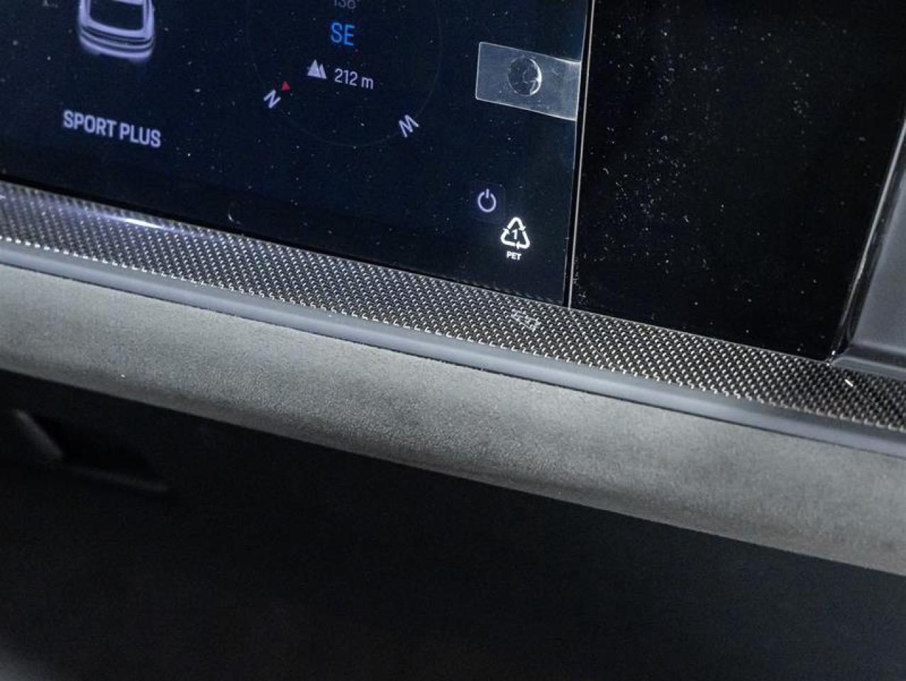 2025 Porsche Cayenne  Photo