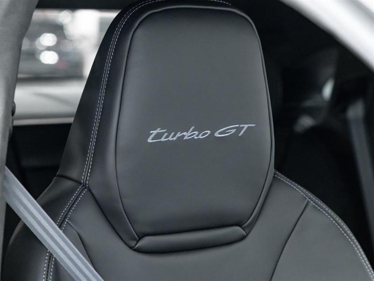 2025 Porsche Cayenne  Photo