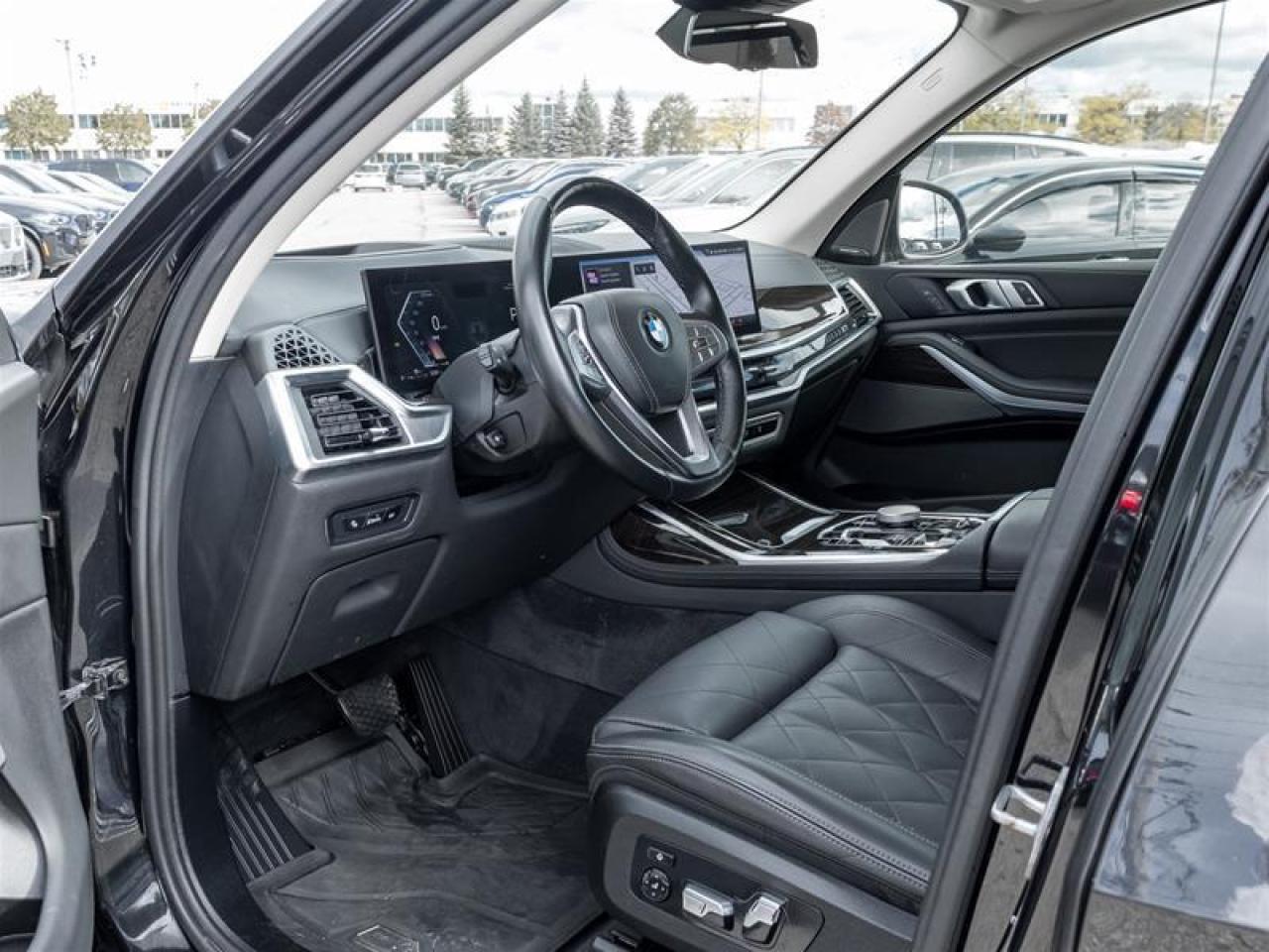 2024 BMW X7 xDrive40i 4dr All-Wheel Drive Sports Activity Vehicle Photo