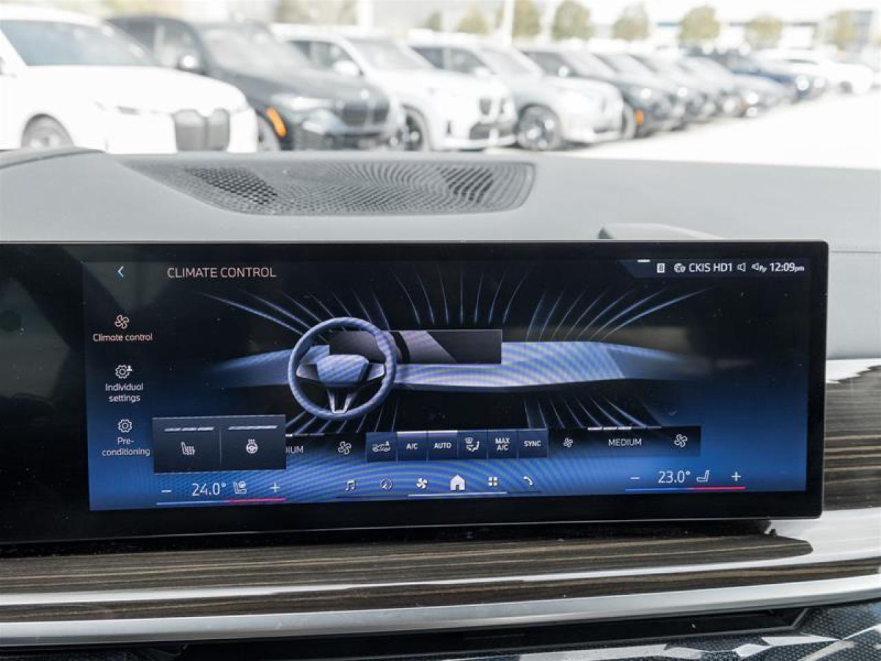 2024 BMW X7 xDrive40i 4dr All-Wheel Drive Sports Activity Vehicle Photo