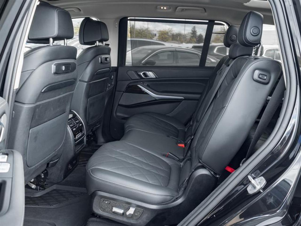 2024 BMW X7 xDrive40i 4dr All-Wheel Drive Sports Activity Vehicle Photo