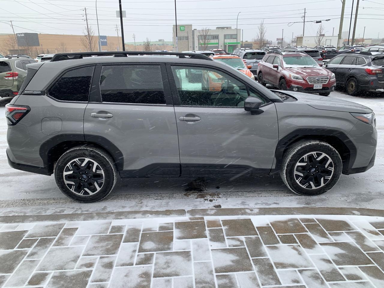 2025 Subaru Forester Touring 4dr All-Wheel Drive Photo3