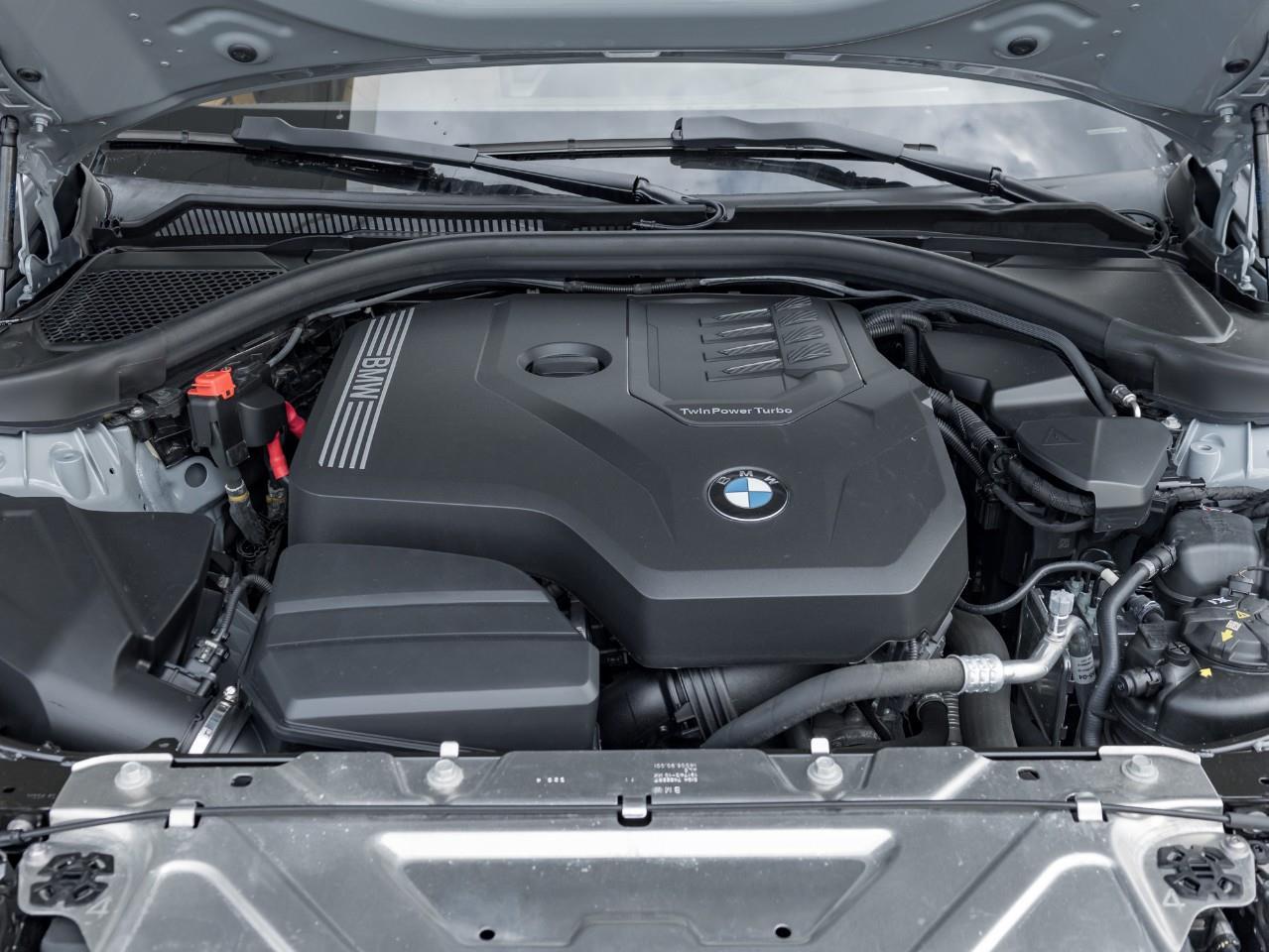 2025 BMW 230 i xDrive 2dr All-Wheel Drive Coupe Photo