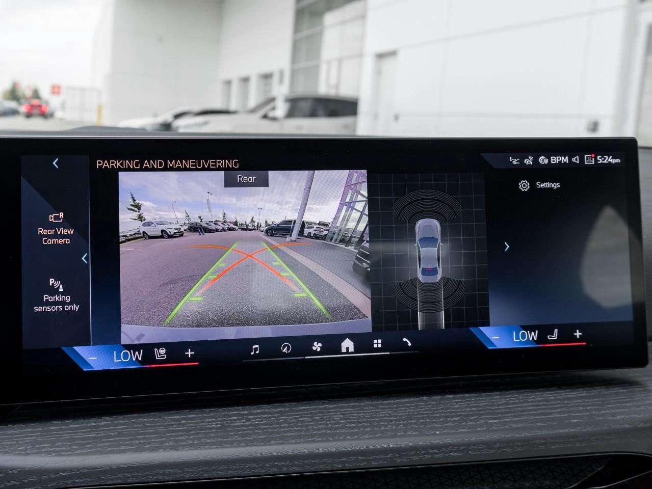 2025 BMW 230 i xDrive 2dr All-Wheel Drive Coupe Photo