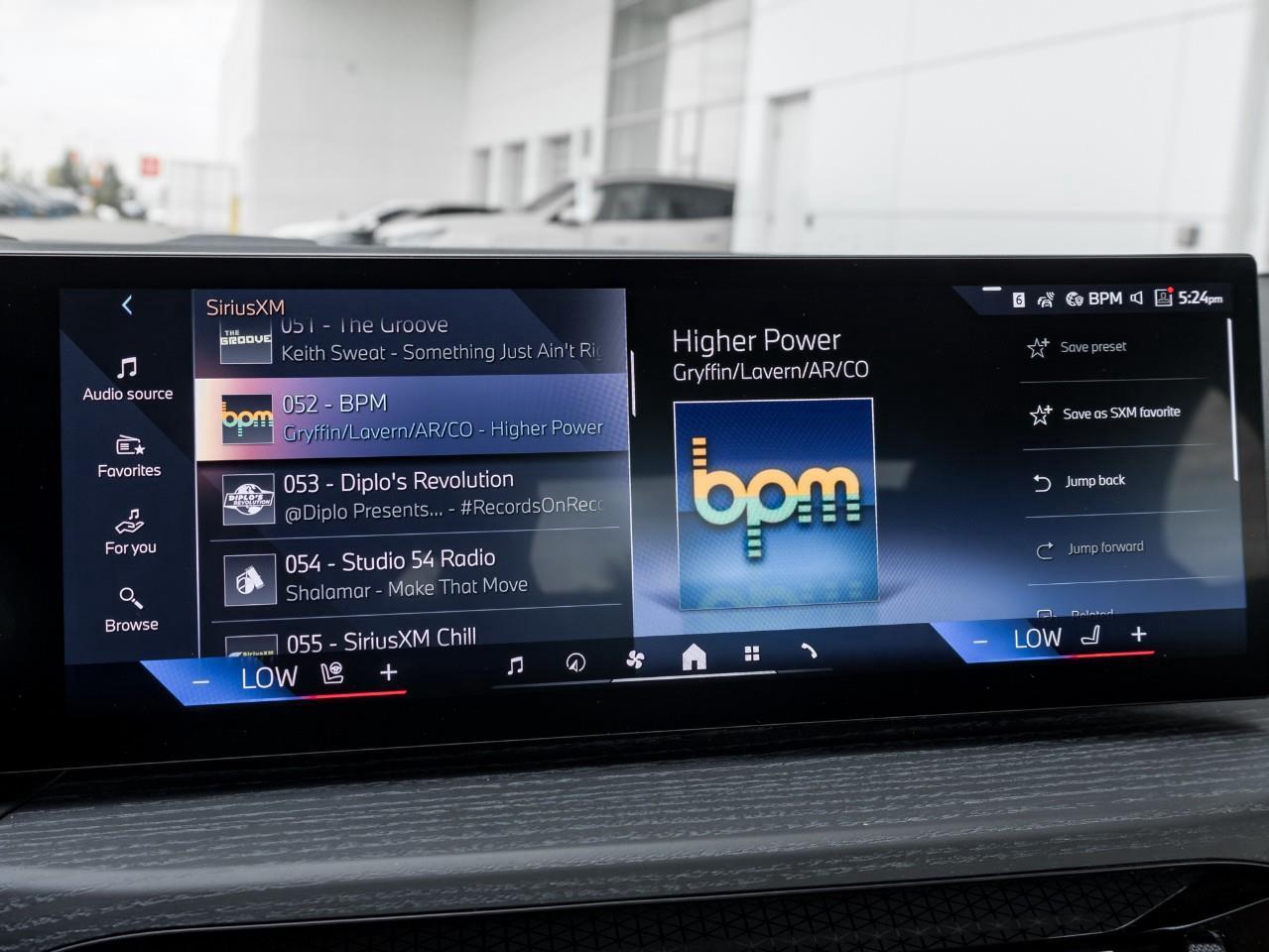 2025 BMW 230 i xDrive 2dr All-Wheel Drive Coupe Photo