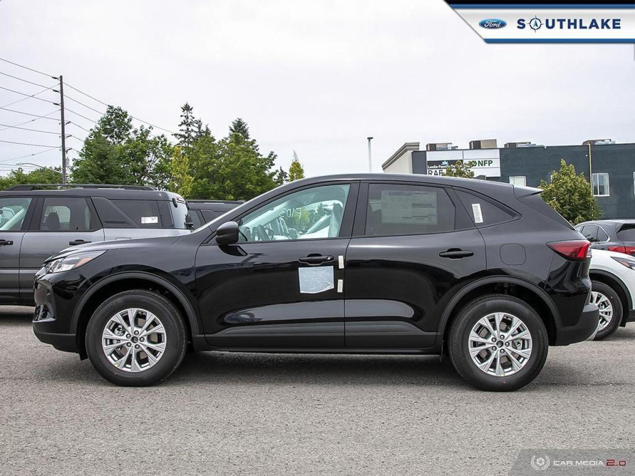 2025 Ford Escape Active 4dr All-Wheel Drive Photo2
