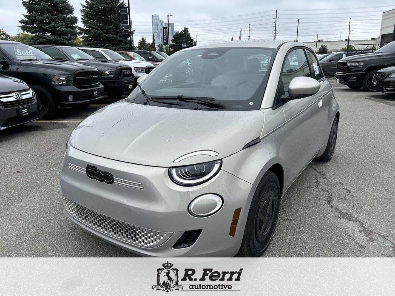 2025 Fiat 500E Base 2dr Hatchback Photo4