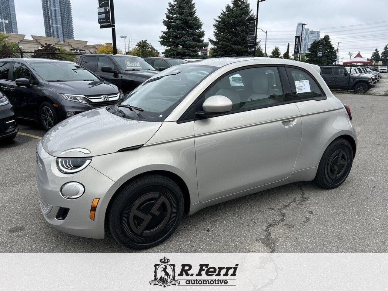 2025 Fiat 500E Base 2dr Hatchback Photo