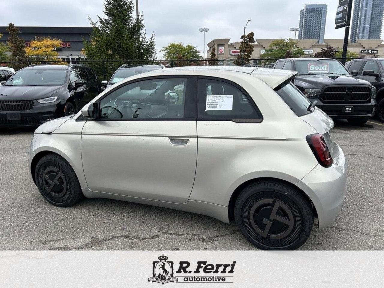 2025 Fiat 500E Base 2dr Hatchback Photo