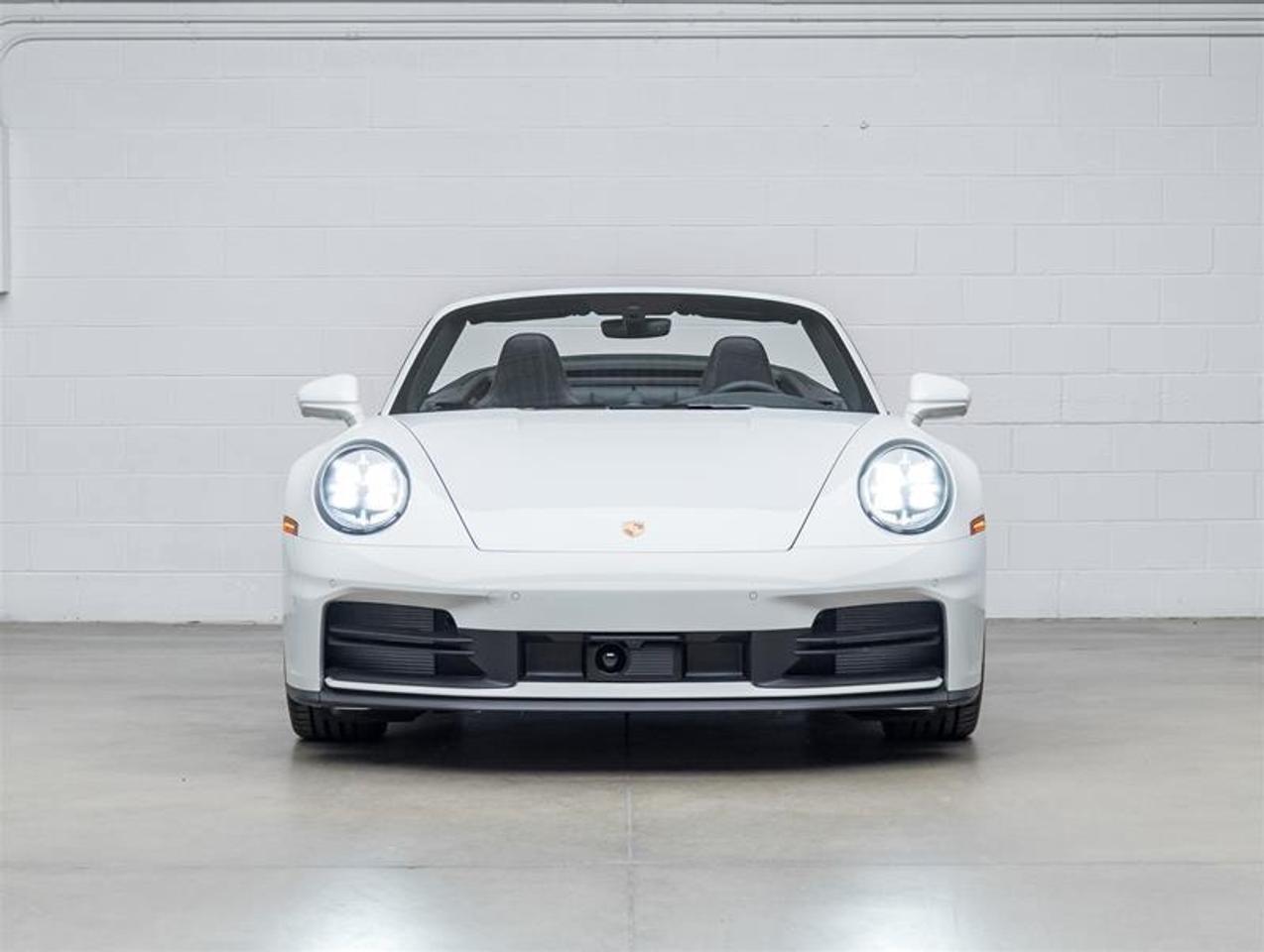 2025 Porsche 911  Photo