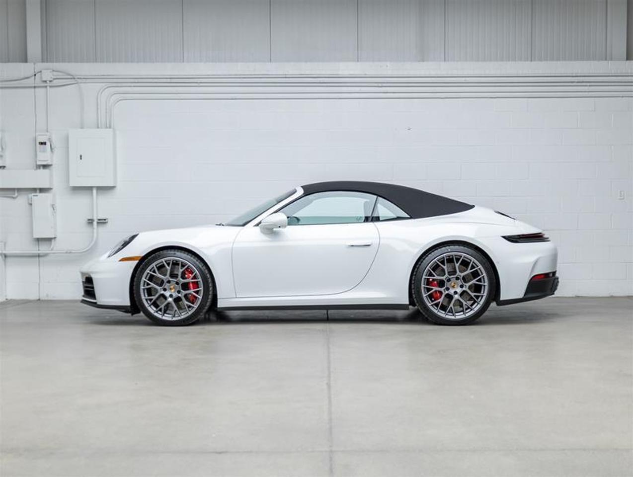 2025 Porsche 911  Photo