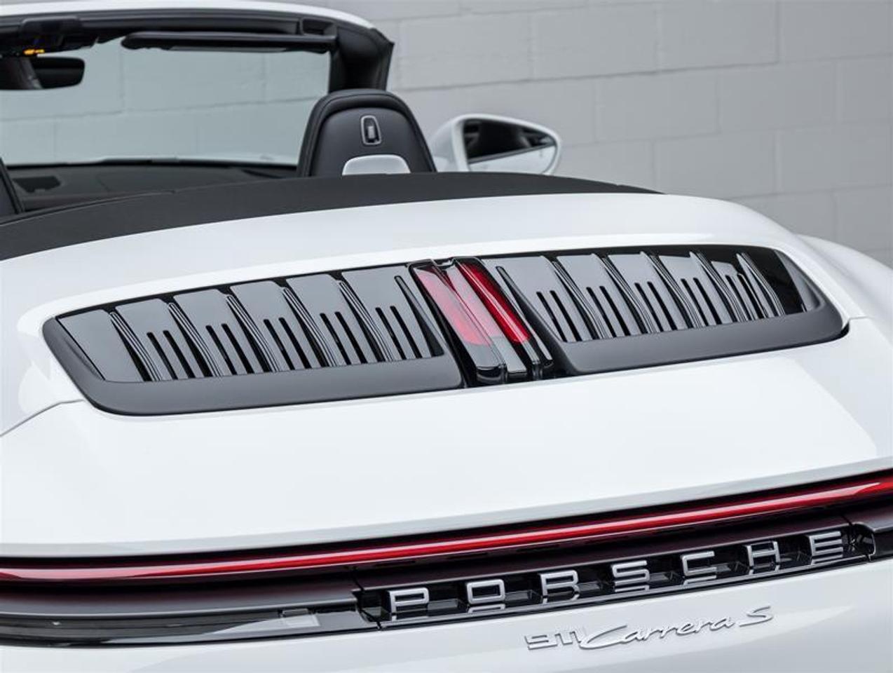 2025 Porsche 911  Photo