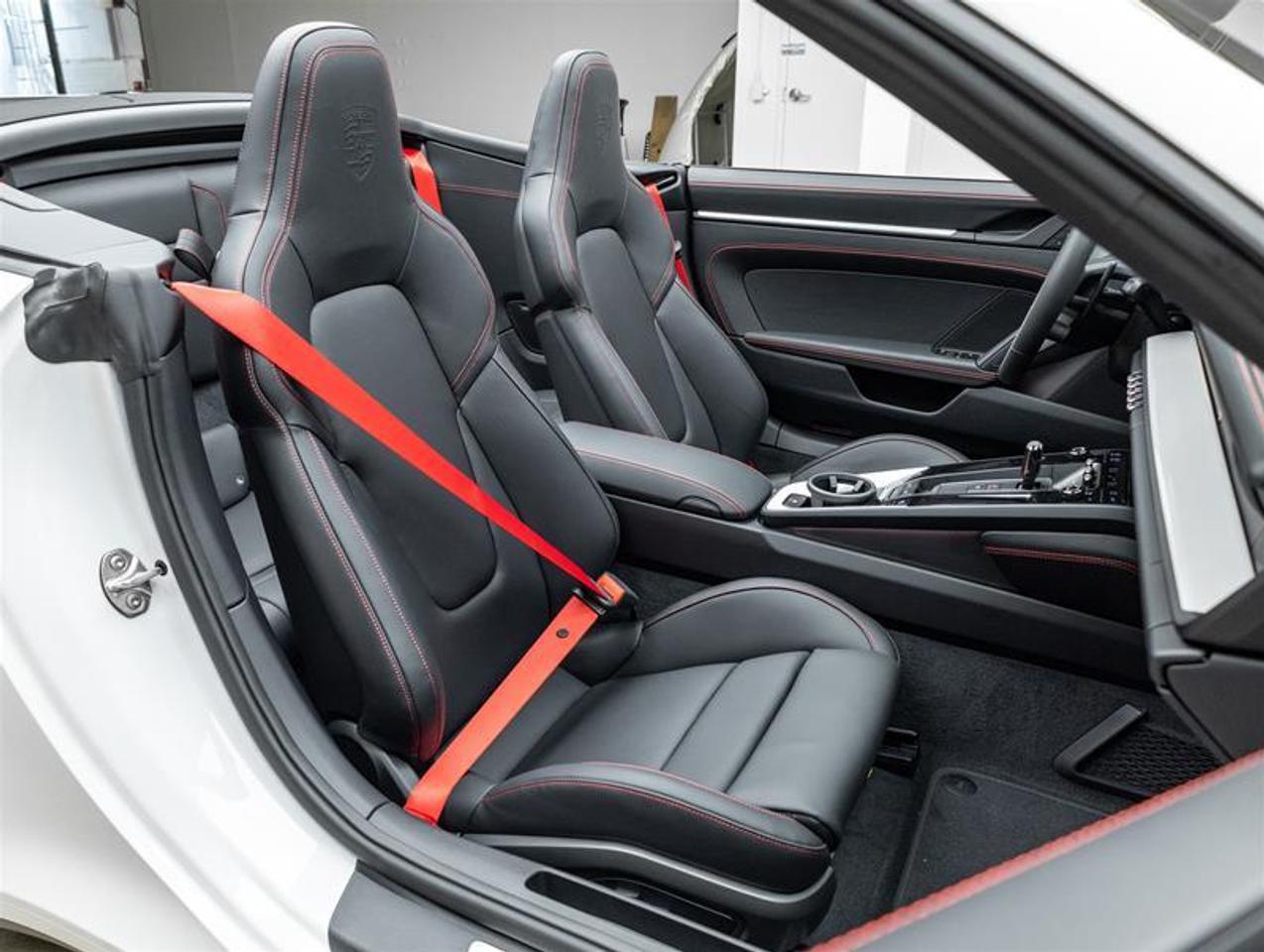 2025 Porsche 911  Photo