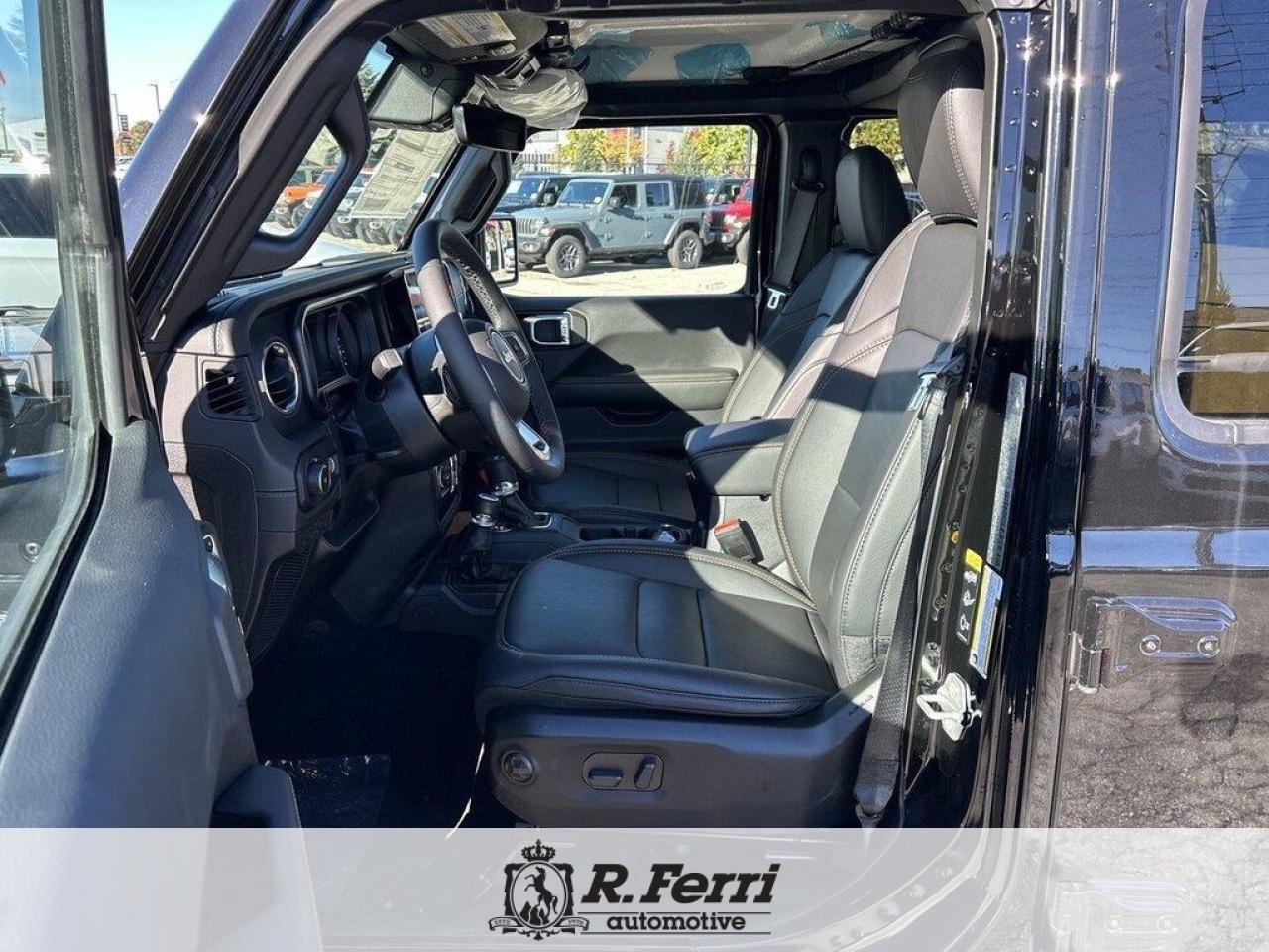 2025 Jeep Wrangler SAHARA 4DR 4X4 Photo