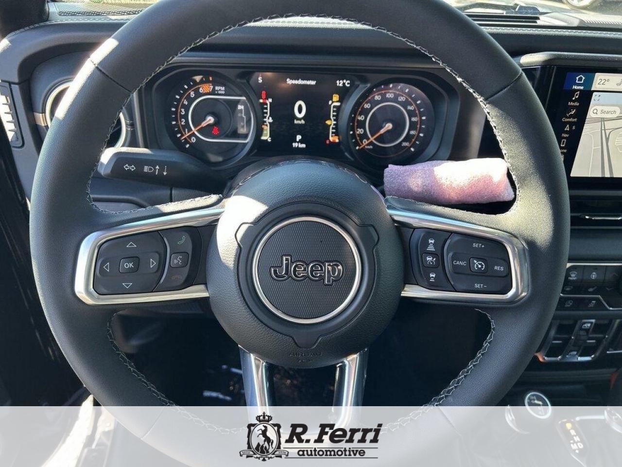 2025 Jeep Wrangler SAHARA 4DR 4X4 Photo