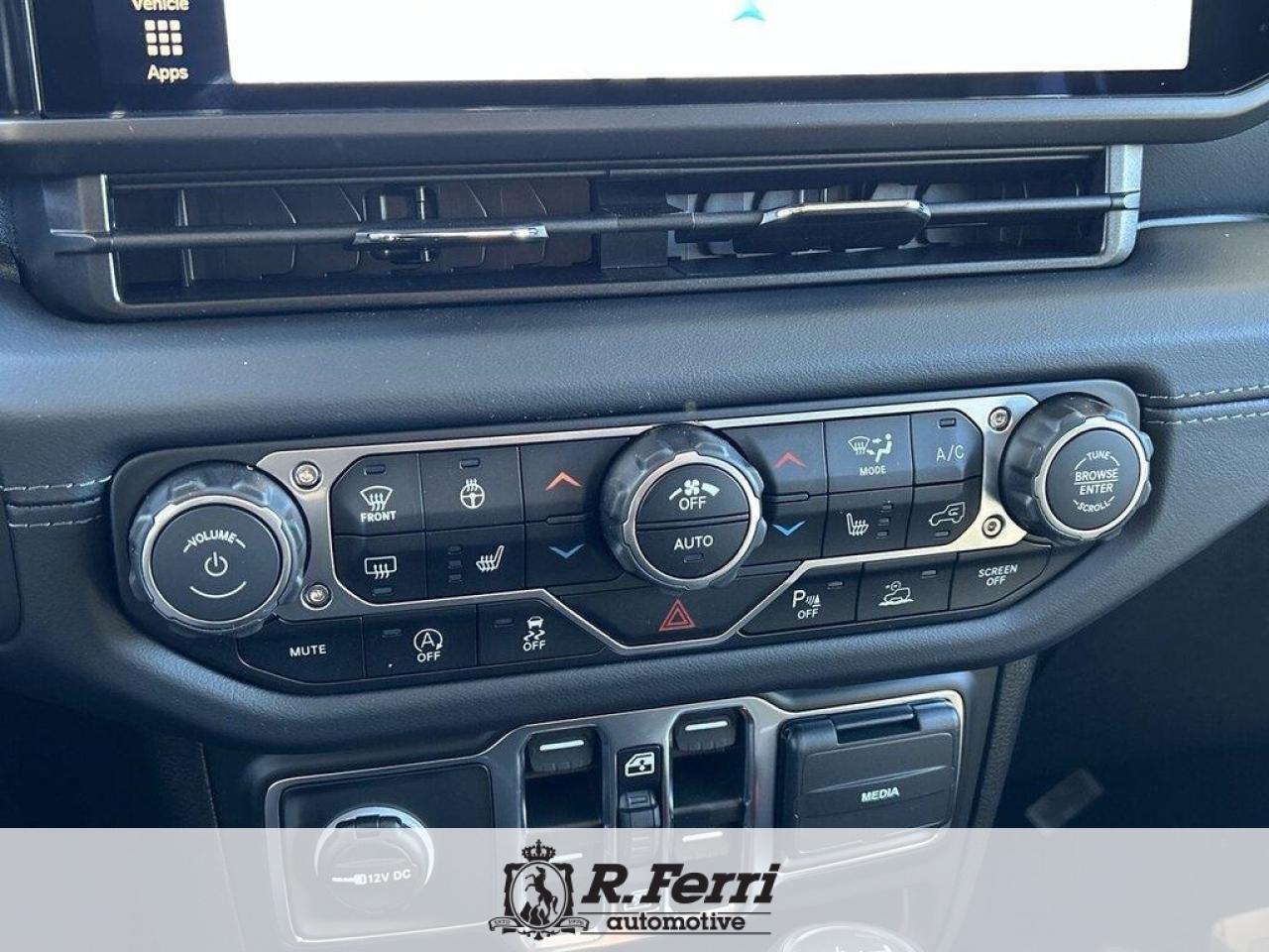 2025 Jeep Wrangler SAHARA 4DR 4X4 Photo