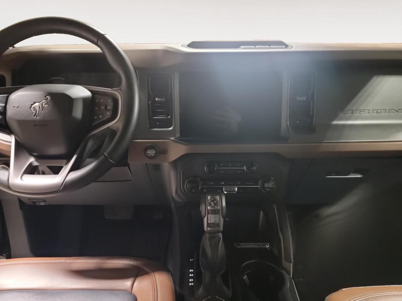 2024 Ford Bronco Outer Banks 4dr 4x4 Photo