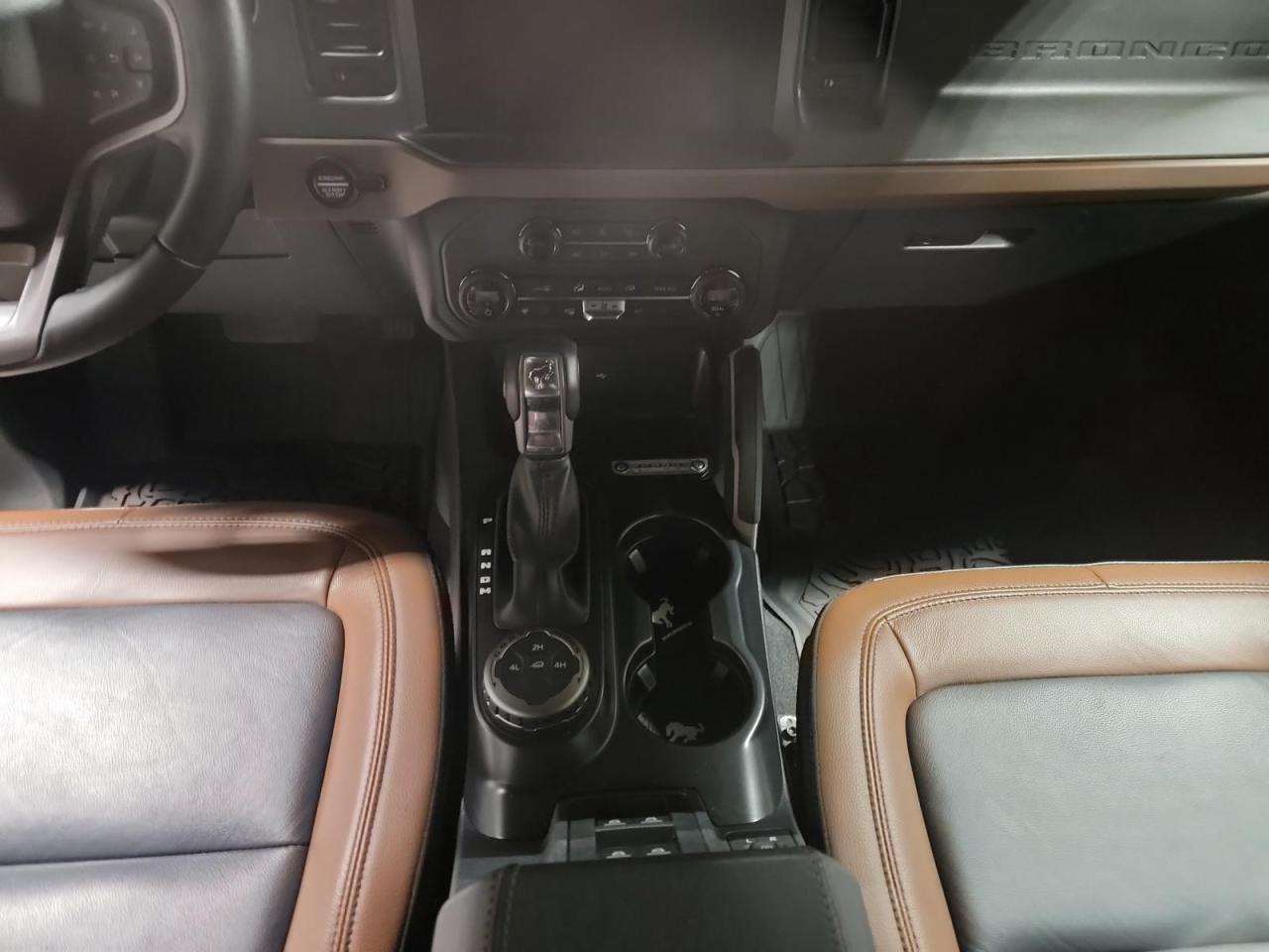 2024 Ford Bronco Outer Banks 4dr 4x4 Photo