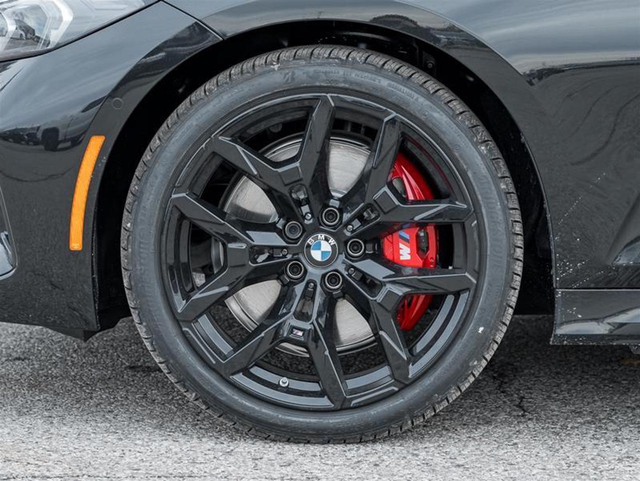 2026 BMW 330 i xDrive 4dr All-Wheel Drive Sedan Photo4