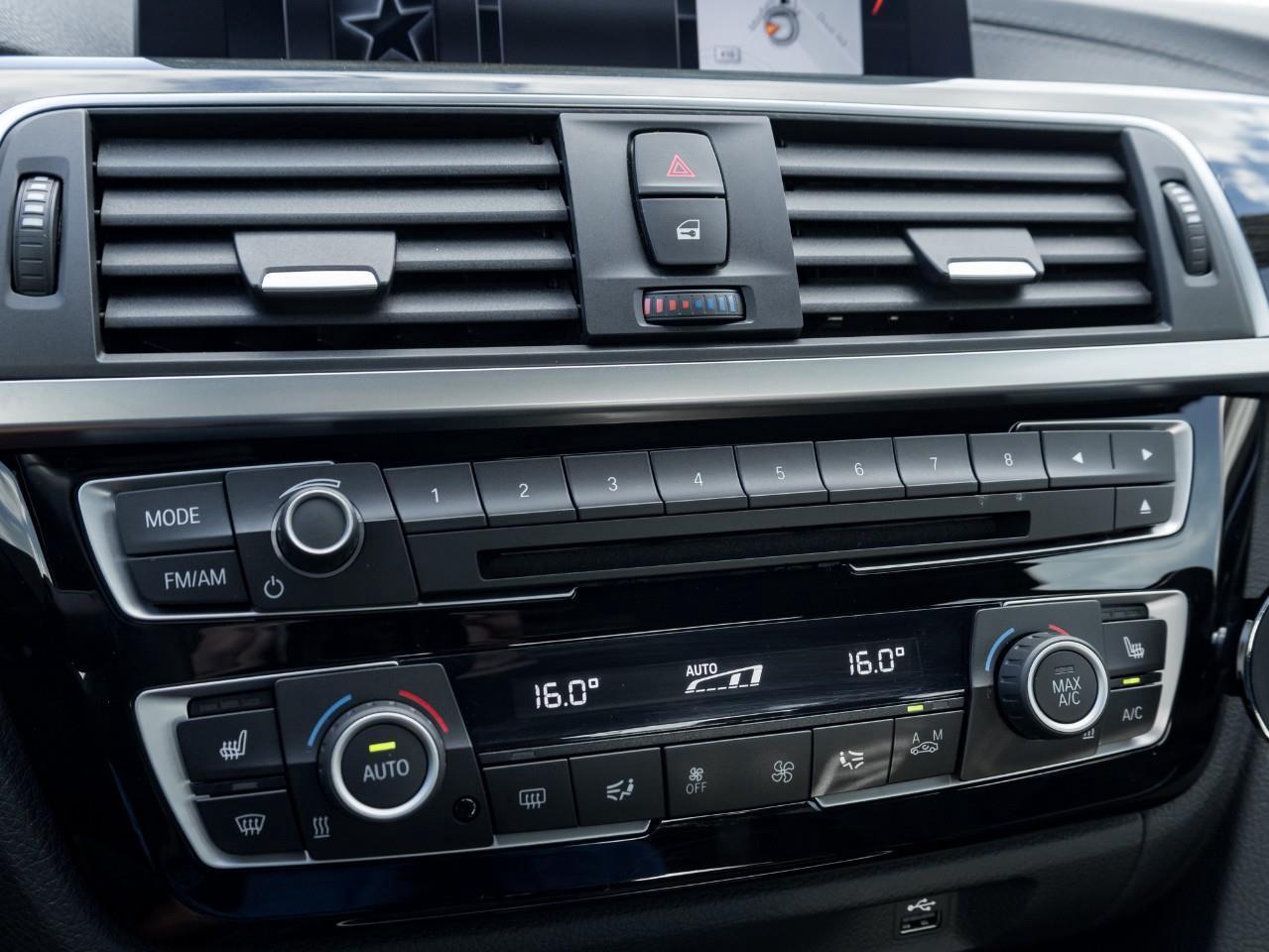 2020 BMW M4 Base 2dr Rear-Wheel Drive Coupe Photo