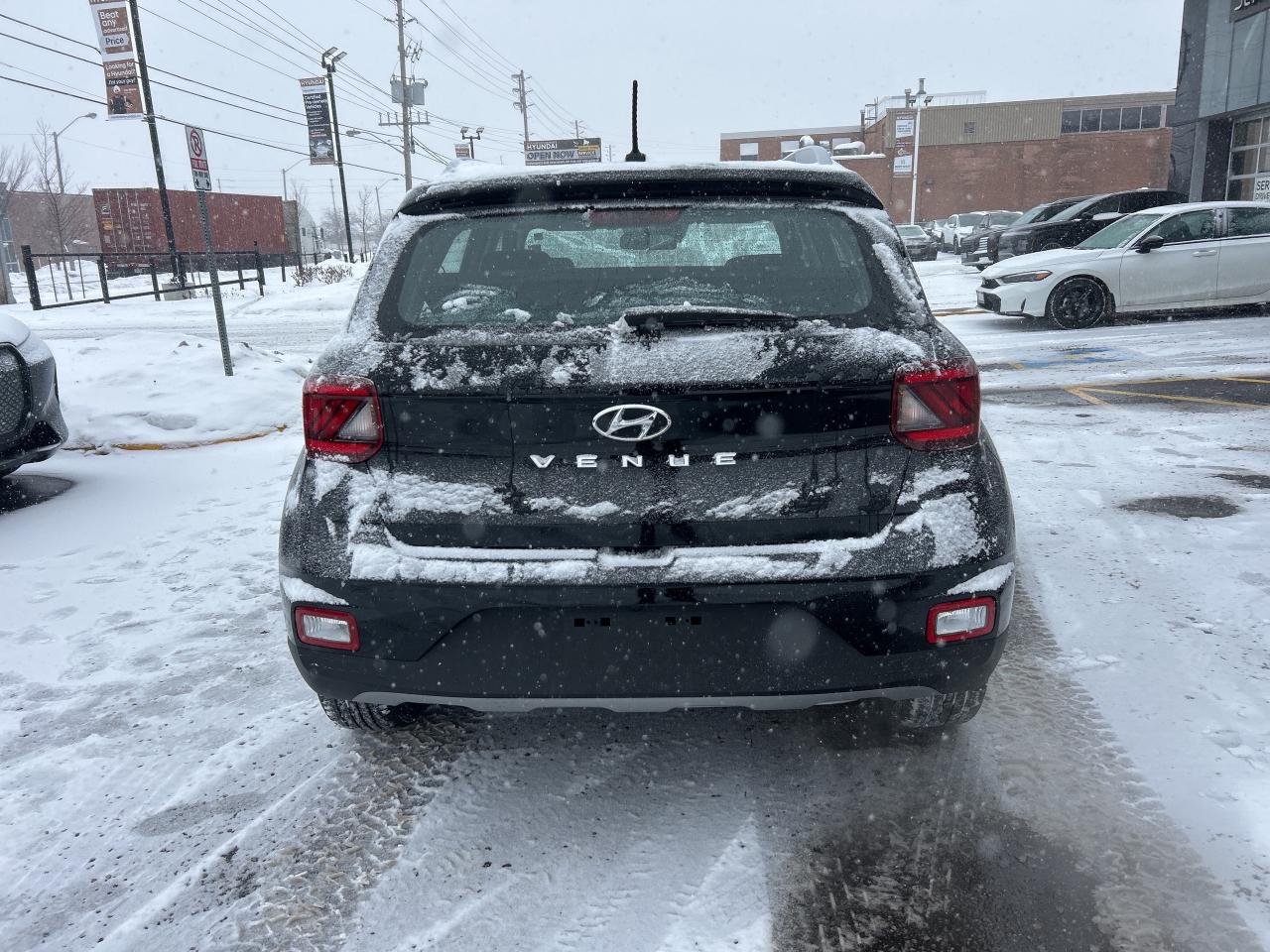 2025 Hyundai Venue Ultimate IVT   Starting from 4.49% OAC Photo3