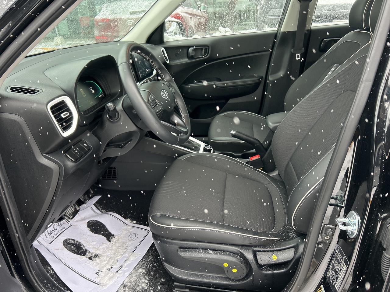 2025 Hyundai Venue Ultimate IVT   Starting from 4.69% OAC Photo