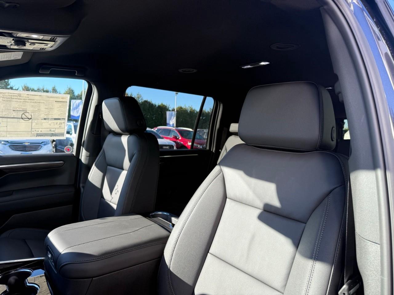 2026 Chevrolet Suburban LT 4dr 4x4 Photo