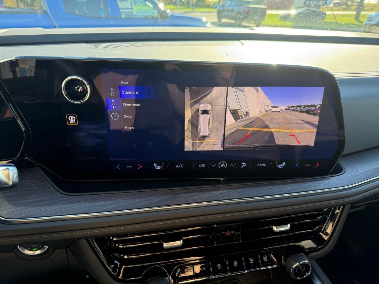 2026 Chevrolet Suburban LT 4dr 4x4 Photo