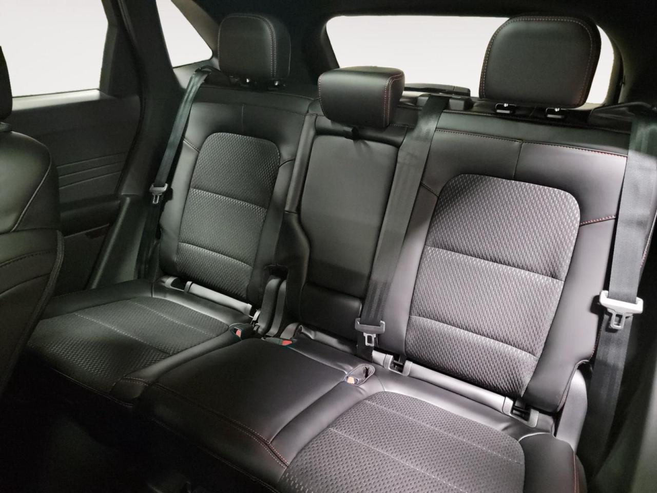 2026 Ford Escape ST-Line 4dr All-Wheel Drive Photo