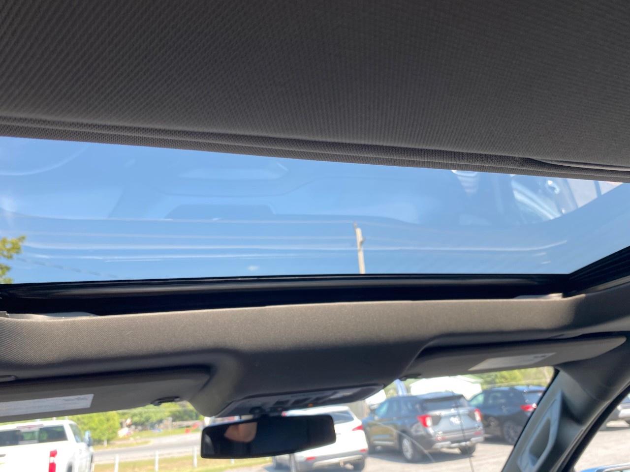 2022 GMC Sierra 1500 Crew Cab Standard Box 4-Wheel Drive Denali Photo