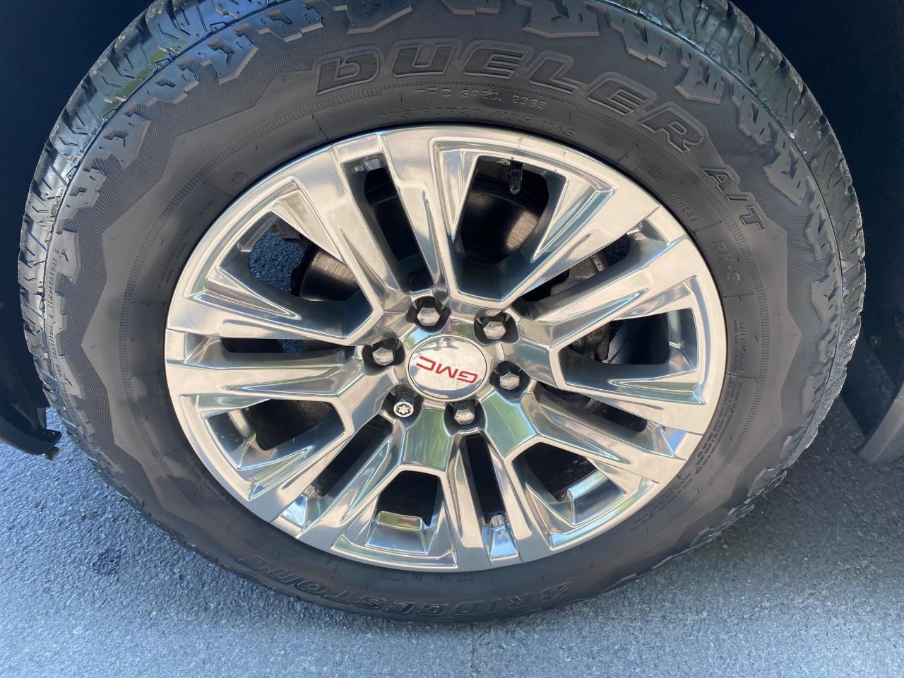 2022 GMC Sierra 1500 Crew Cab Standard Box 4-Wheel Drive Denali Photo