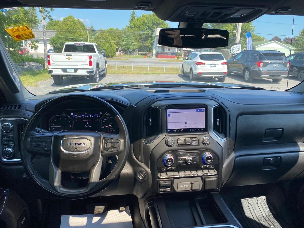 2022 GMC Sierra 1500 Crew Cab Standard Box 4-Wheel Drive Denali Photo