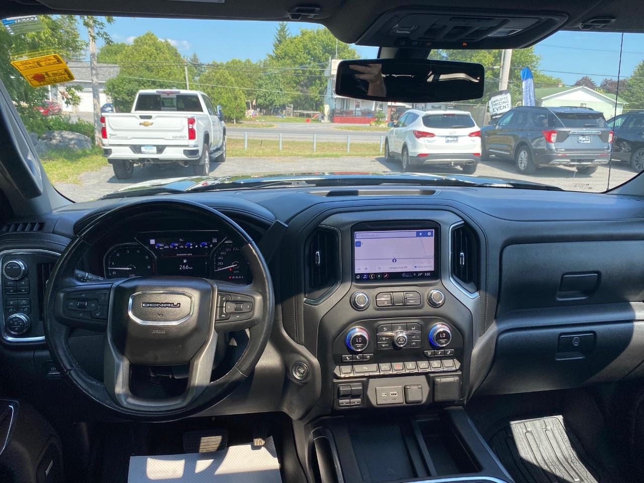 2022 GMC Sierra 1500 Limited Denali Standard Box Photo