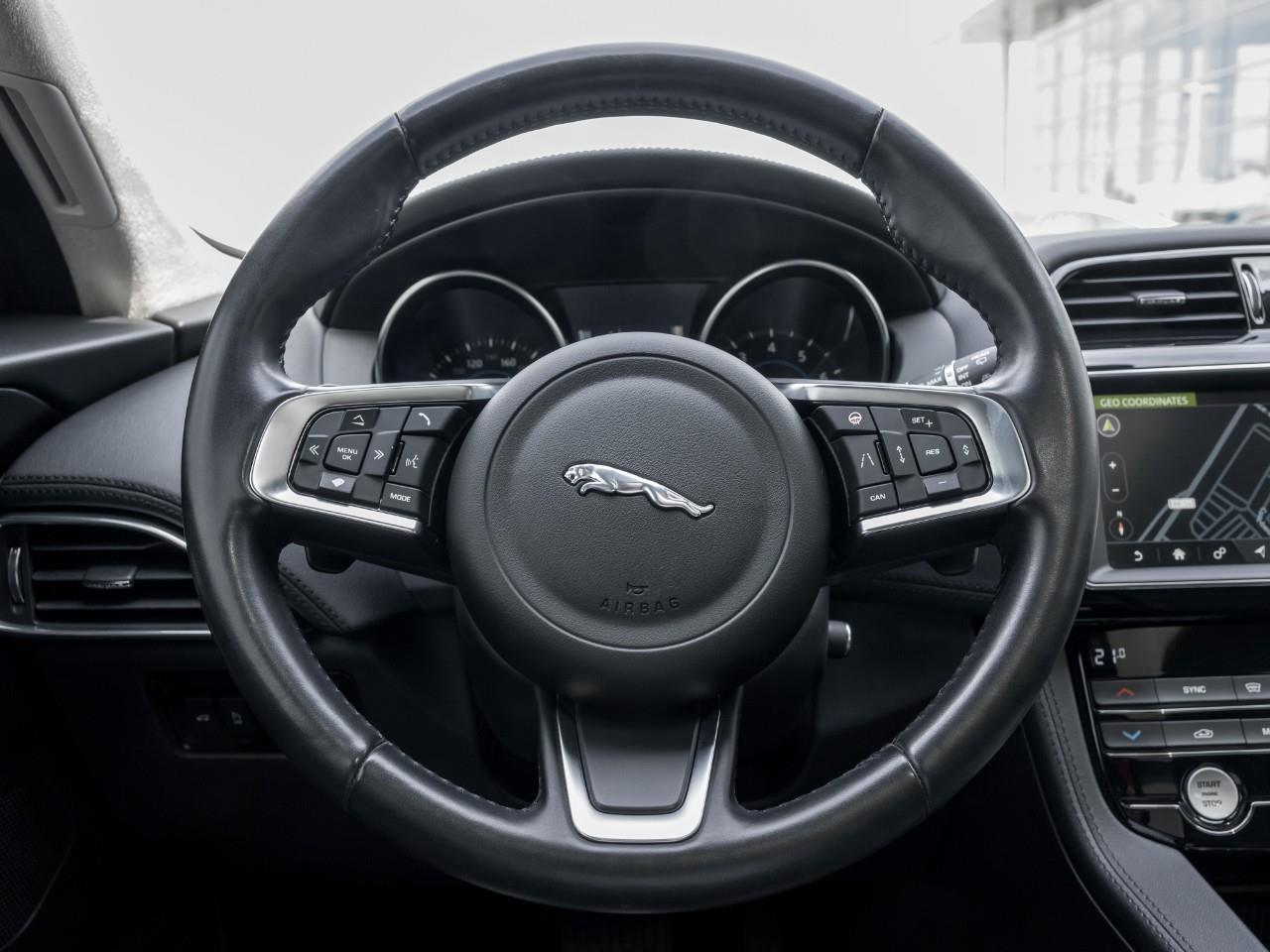 2020 Jaguar F-PACE 25t Prestige All-Wheel Drive Sport Utility Photo