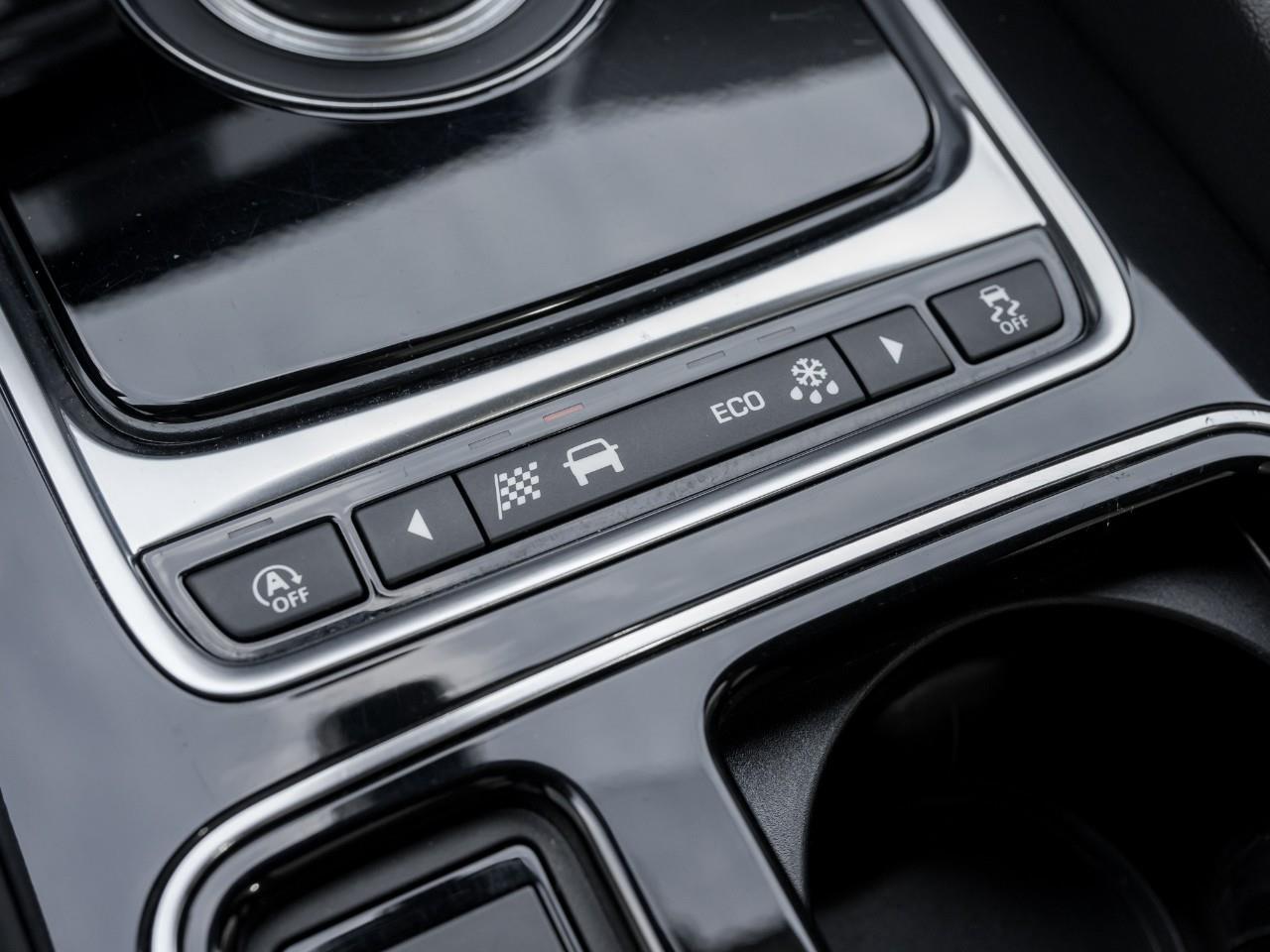 2020 Jaguar F-PACE 25t Prestige All-Wheel Drive Sport Utility Photo