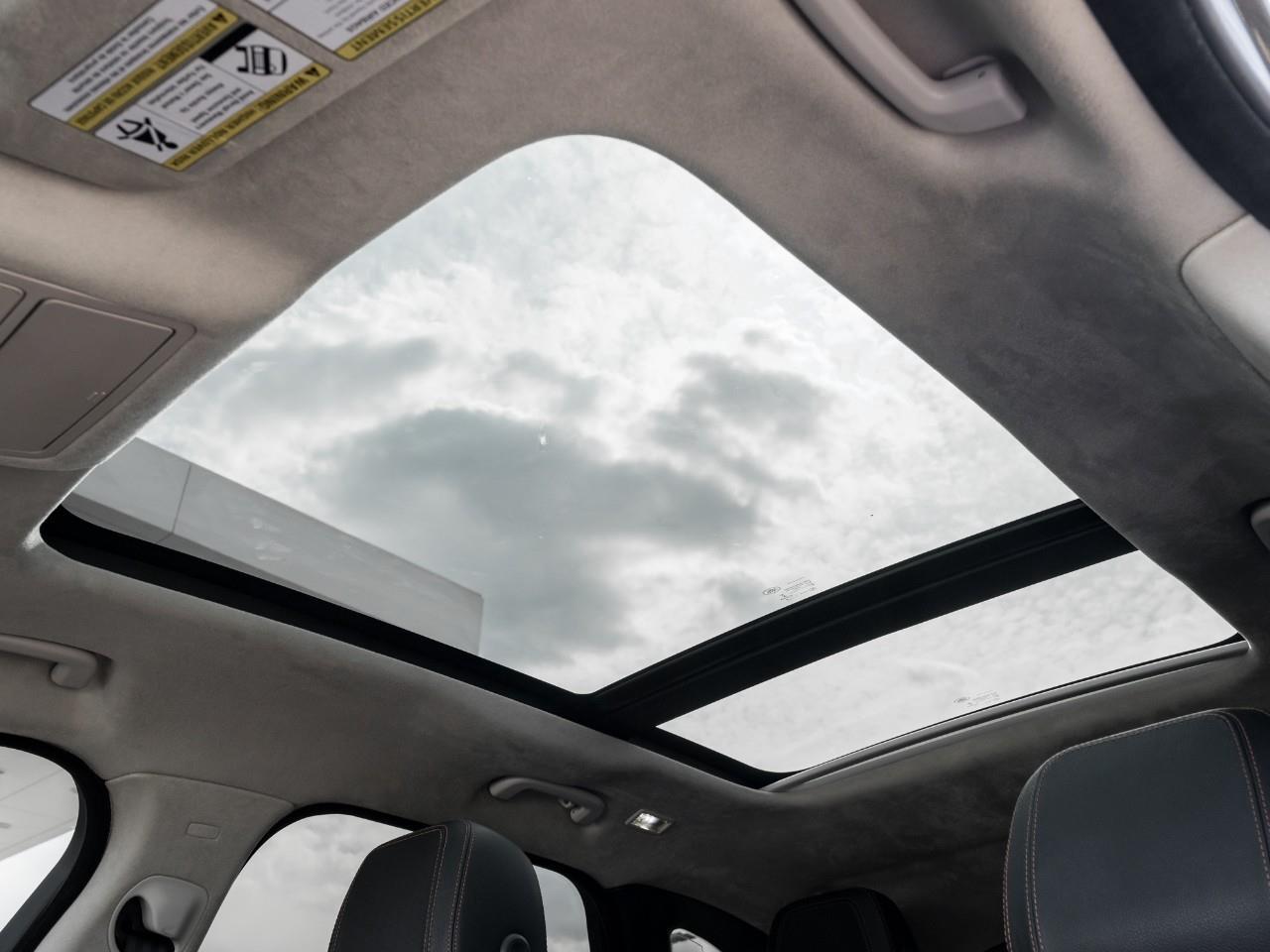 2020 Jaguar F-PACE 25t Prestige All-Wheel Drive Sport Utility Photo