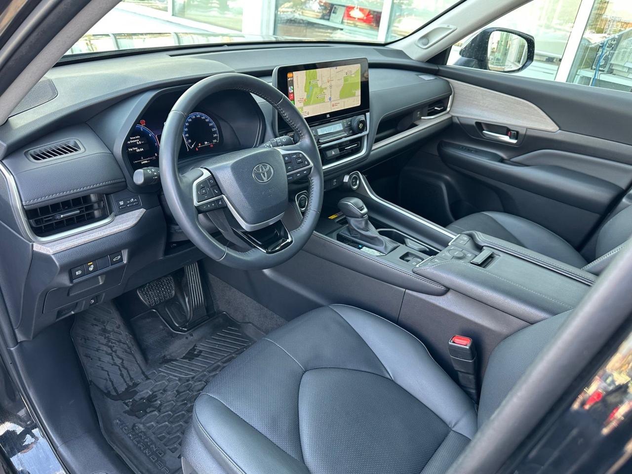 2024 Toyota Grand Highlander Limited 4dr All-Wheel Drive Photo