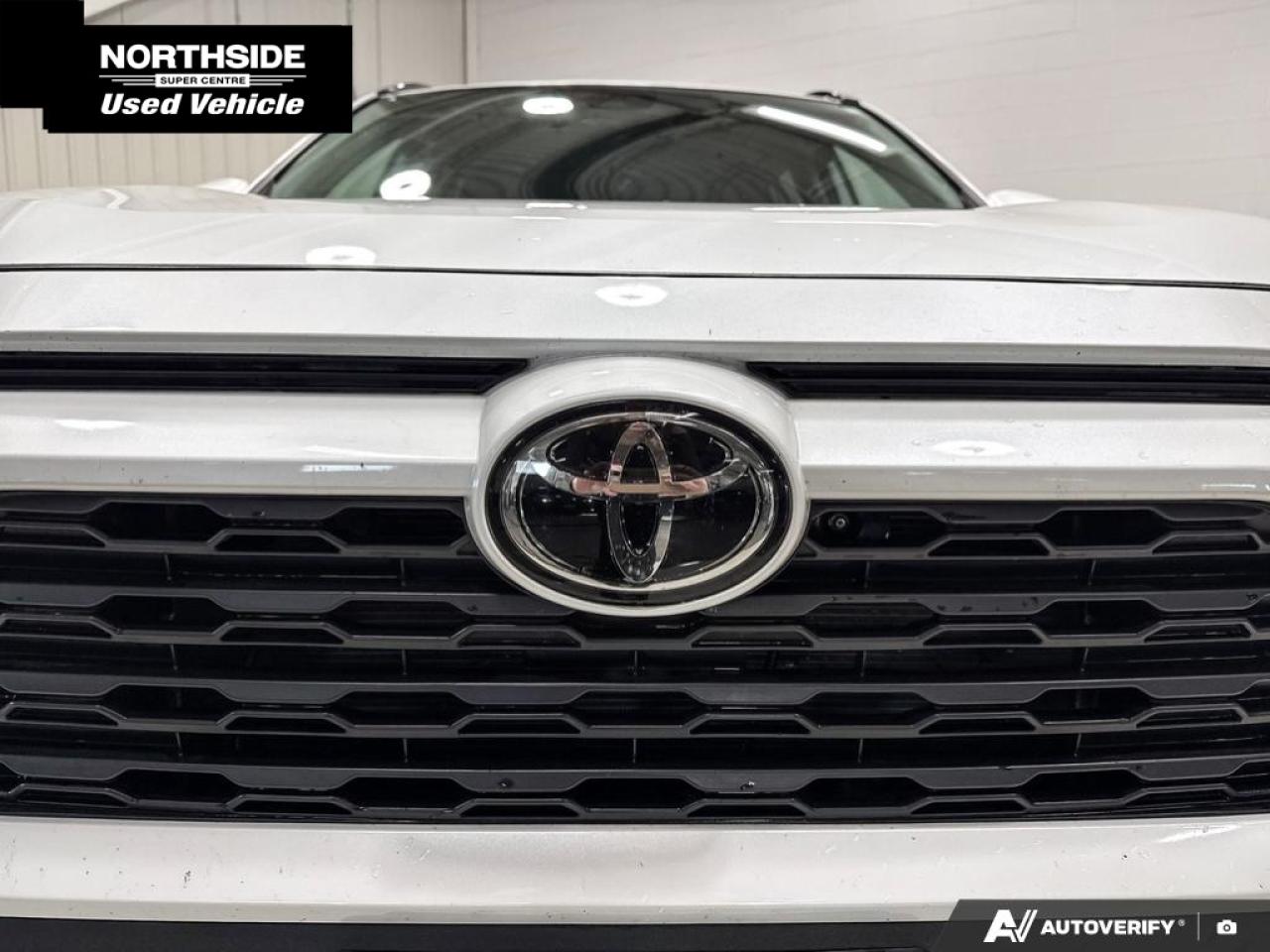 2023 Toyota RAV4 XLE 4dr All-wheel Drive Photo