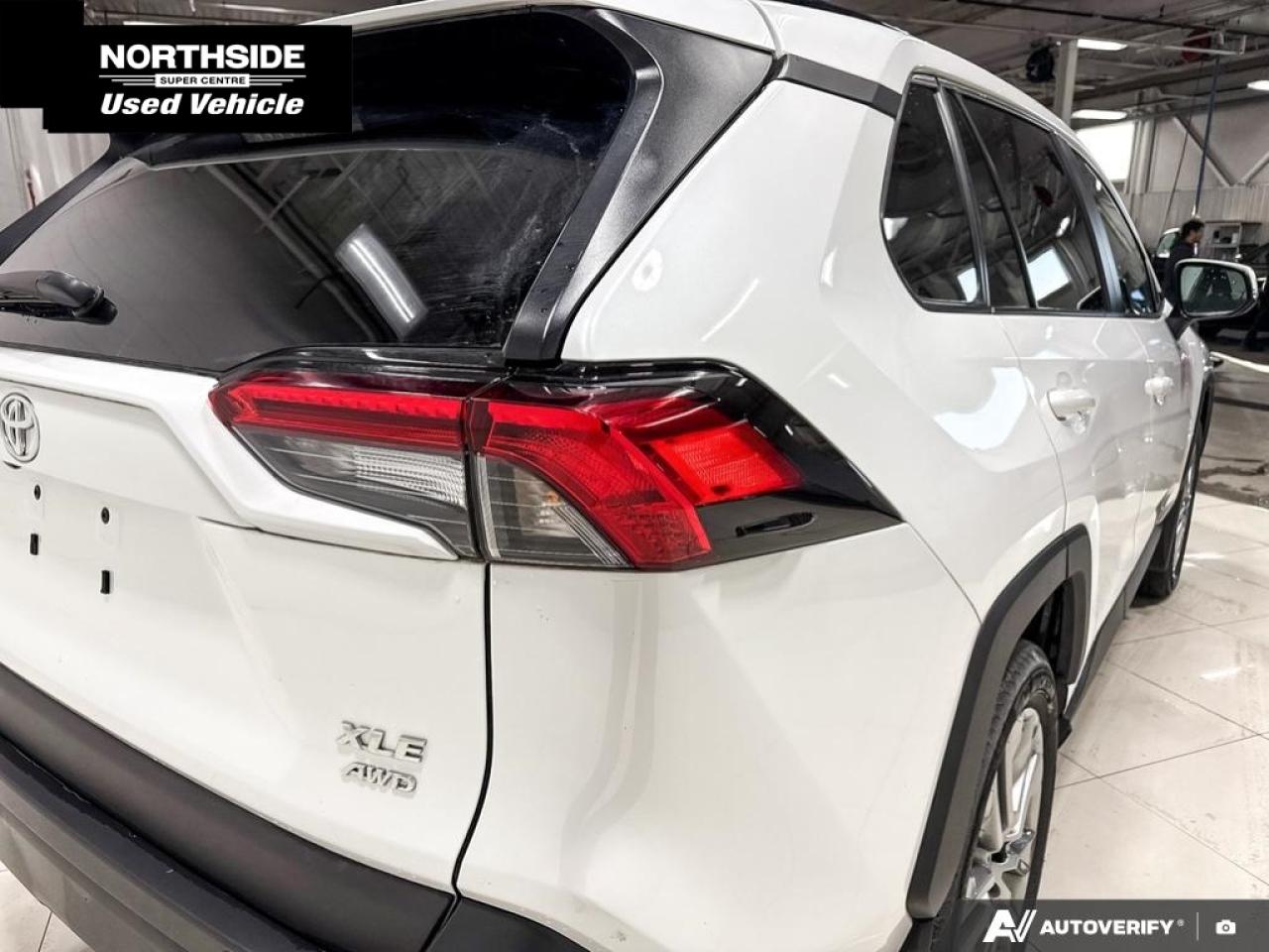2023 Toyota RAV4 XLE 4dr All-wheel Drive Photo