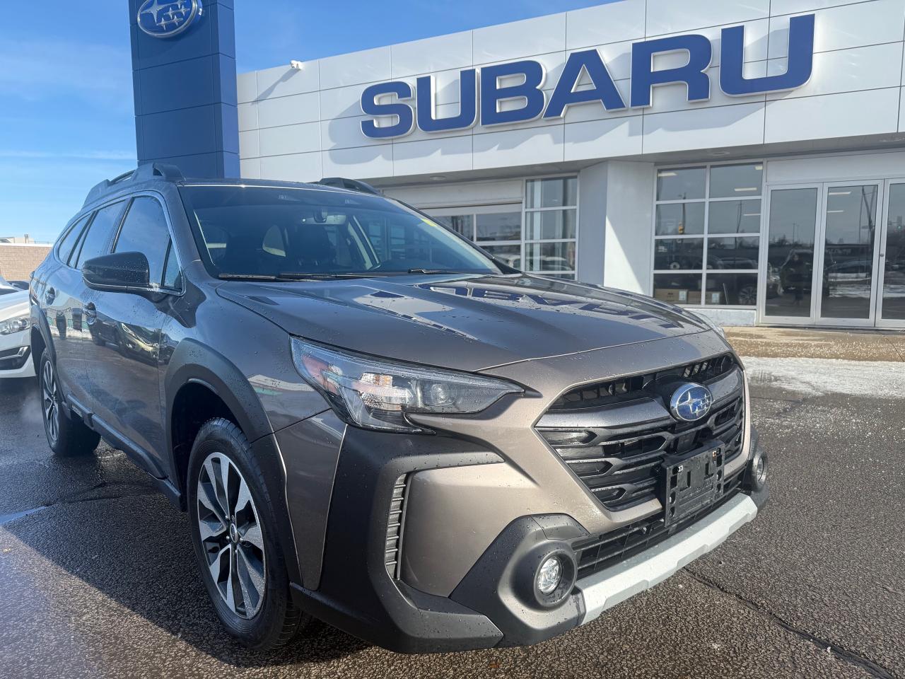 2023 Subaru Outback Limited XT 4dr All-Wheel Drive Photo