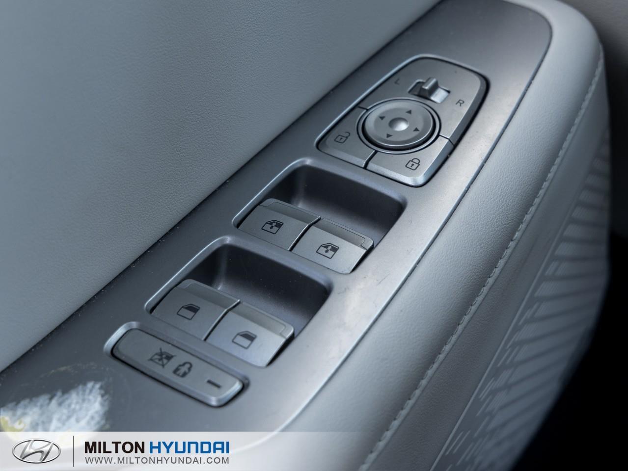 2022 Hyundai PALISADE Luxury 8 Passenger 4dr All-Wheel Drive Photo