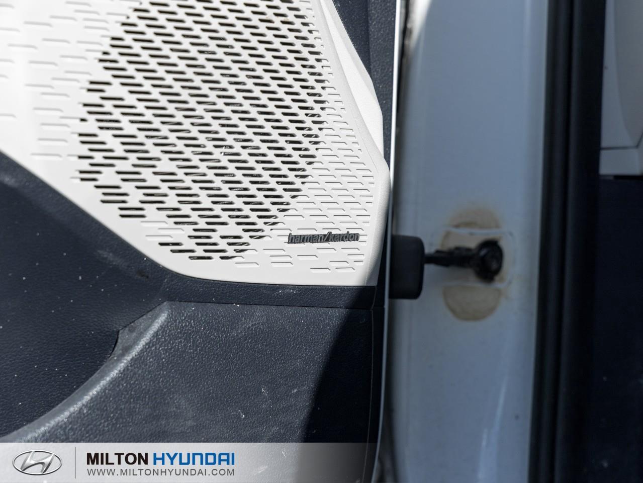 2022 Hyundai PALISADE Luxury 8 Passenger 4dr All-Wheel Drive Photo