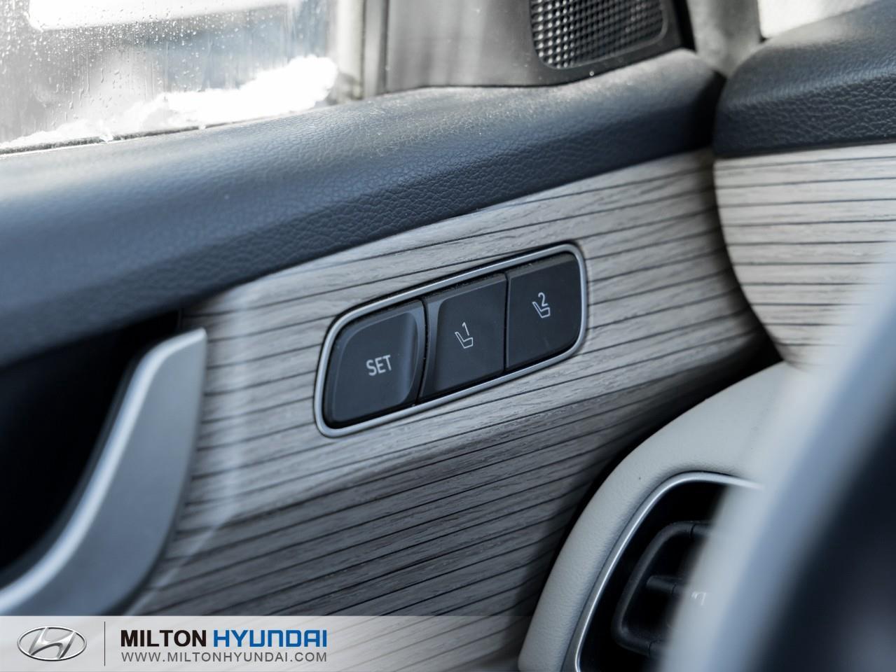 2022 Hyundai PALISADE Luxury 8 Passenger 4dr All-Wheel Drive Photo