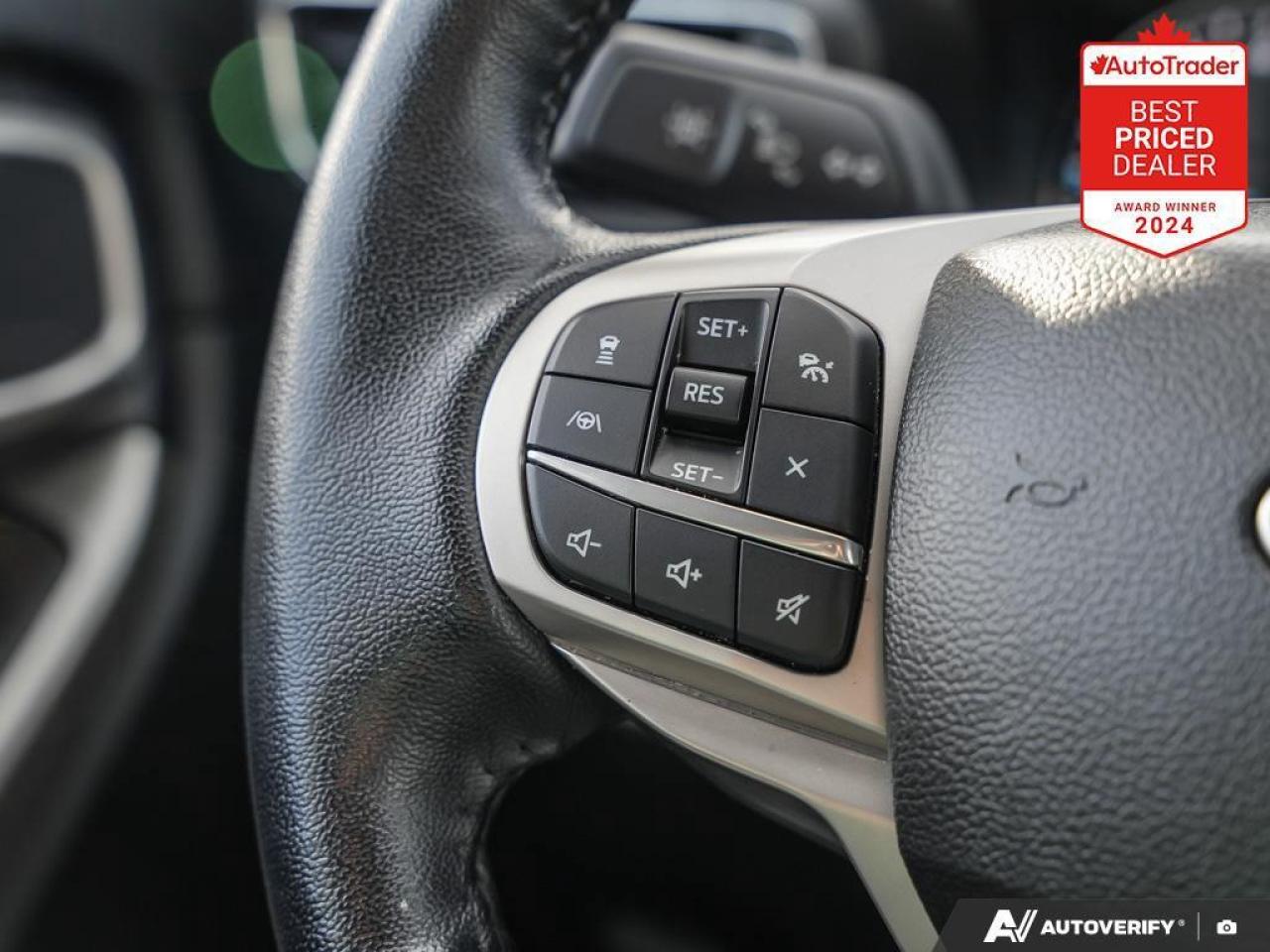 2023 Ford Explorer XLT 4DR 4X4 Photo