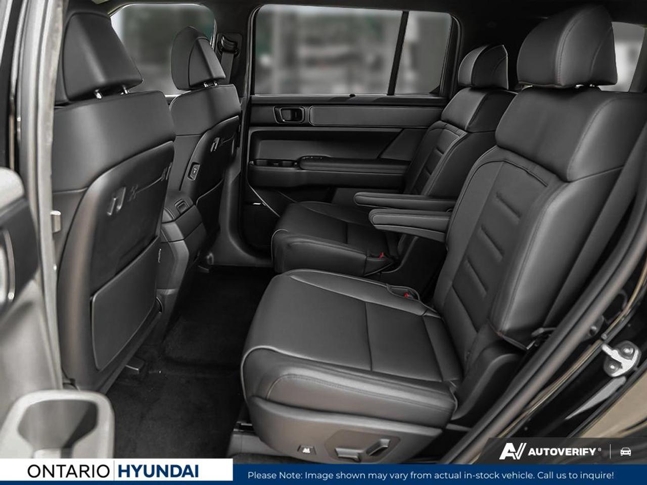 2025 Hyundai Santa Fe Ultimate Calligraphy w/Beige 4dr All-Wheel Drive Photo