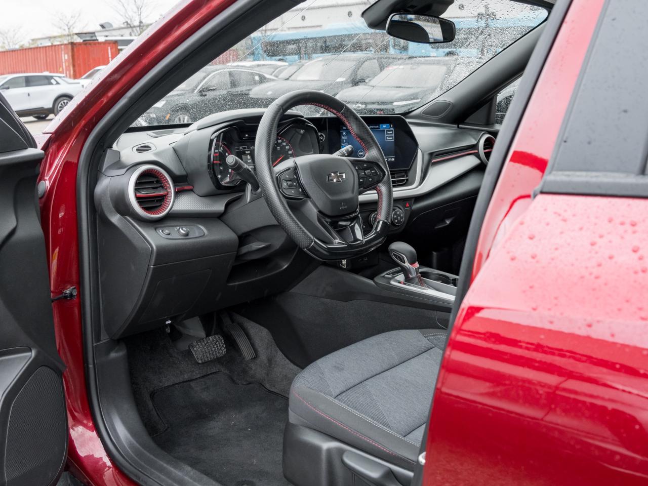 2024 Chevrolet Trax 1RS 4dr Front-Wheel Drive Photo